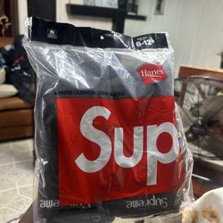 Supreme Socks Brand New Pack Of 4 Pairs