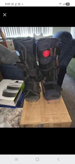 2 Small walking boots