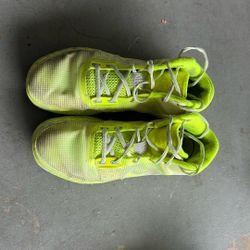 Nike Kyrie Alien Green Size 10