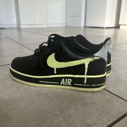 Nike Air Force - Black Volt **Size 11**