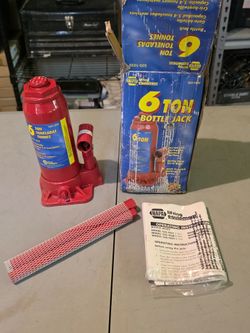 Brand New Napa 6 ton bottle jack