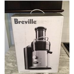 Breville Juicer. 600 Watt Motor