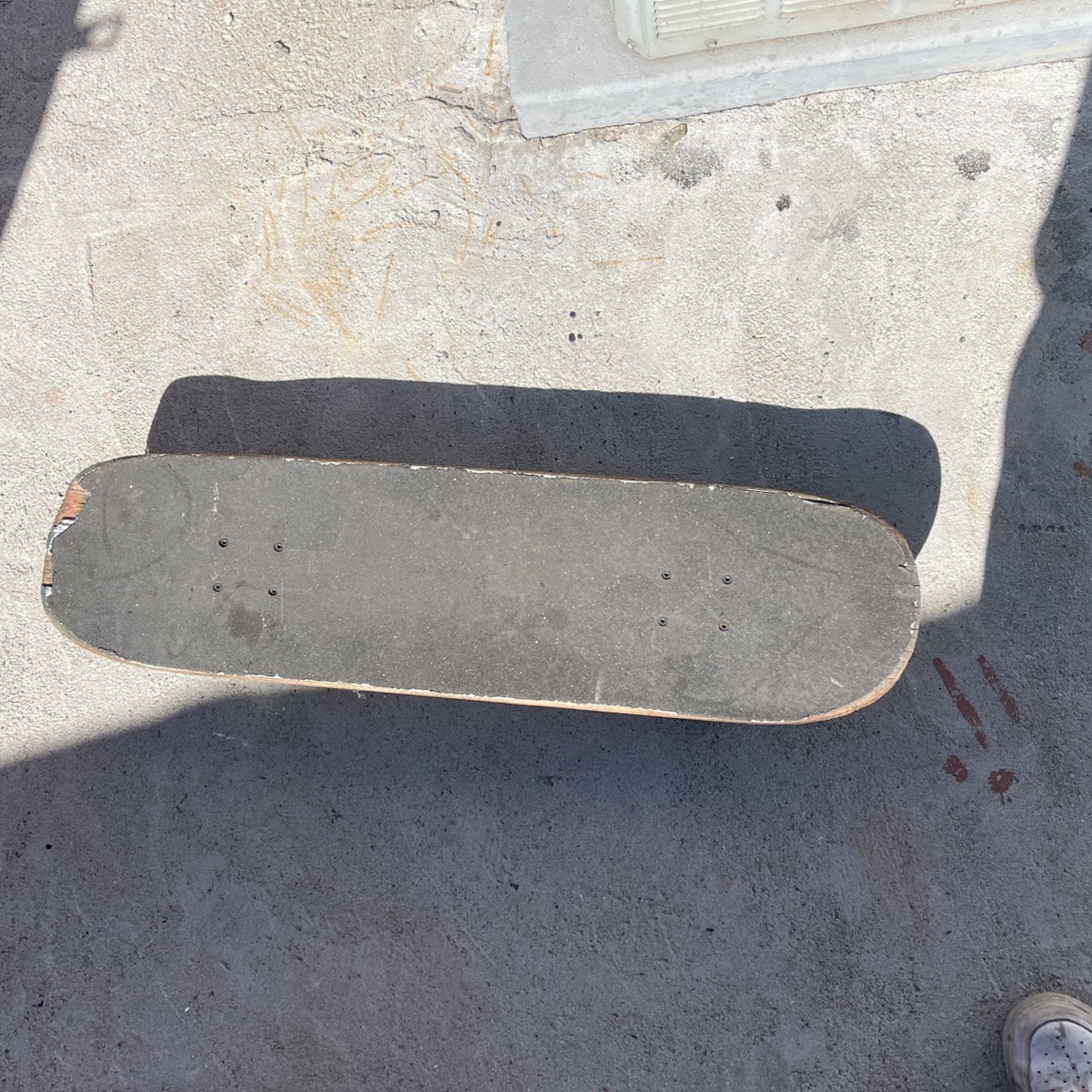 Skateboard