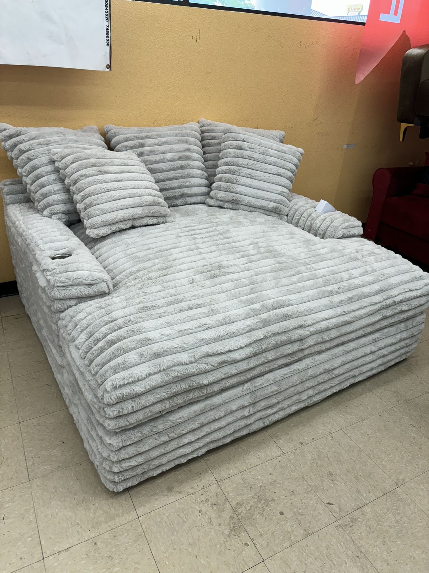 LAST ONE!!! Modern Ivory Plush Fabric Oversized Loveseat With 2 Cupholders