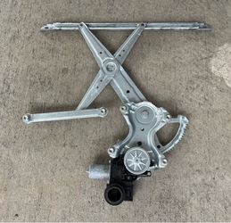 2022-2024 Toyota Corolla cross Right passenger side front Door window Regulator Oem