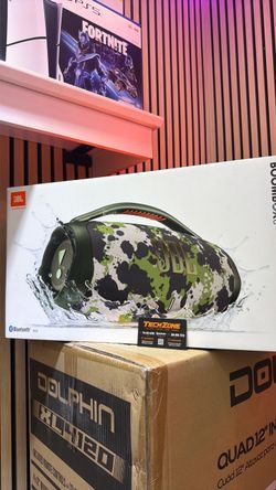 JBL Boombox 3 Bluetooth Speaker Squad Camo