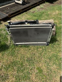 11-14 Hyundai Sonata Hybrid radiator conductor cooling fan