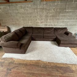 Brown Wrap Around Sectional Couch “WE DELIVER”