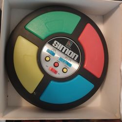 Two Vintage Games 1973 SIMON & 80'S NAME THAT TUNE.