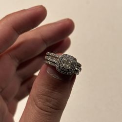 Double Wedding Band 18K White Gold and Diamond