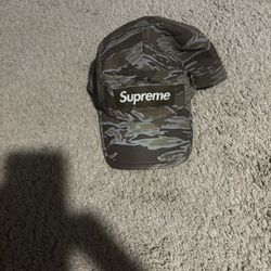 Reflective Supreme Camo Hat Fw22