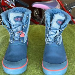 Keen Boots Kids Size 12