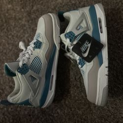 Jordan 4s(Military Blue(2024)