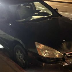 “Salvaged” Car For Sale / 2006 Honda Accord 