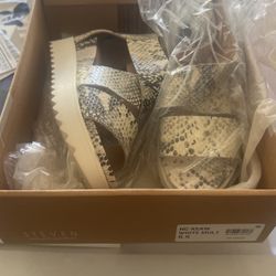 Steven Natural Comfort Wedges 