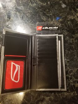 DUCTI Wallet Hybrid