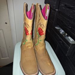 Womans Boots