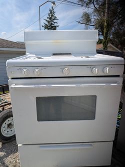 Gas stove
