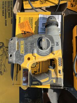 20V MAX XR Cordless Brushless 1 in. SDS Plus L-Shape Rotary Hammer (Tool Only)