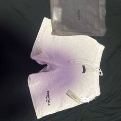 White essential shorts size medium