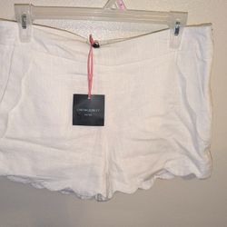 New With Tags Cynthia Rowley White Scalloped Linen Shorts