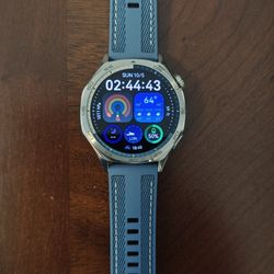 Brand new Huawei GT 5 46mm smart watch 