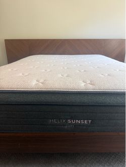 Helix Sunset Luxe Queen Mattress – Premium Hybrid – Like New – $450 OBO