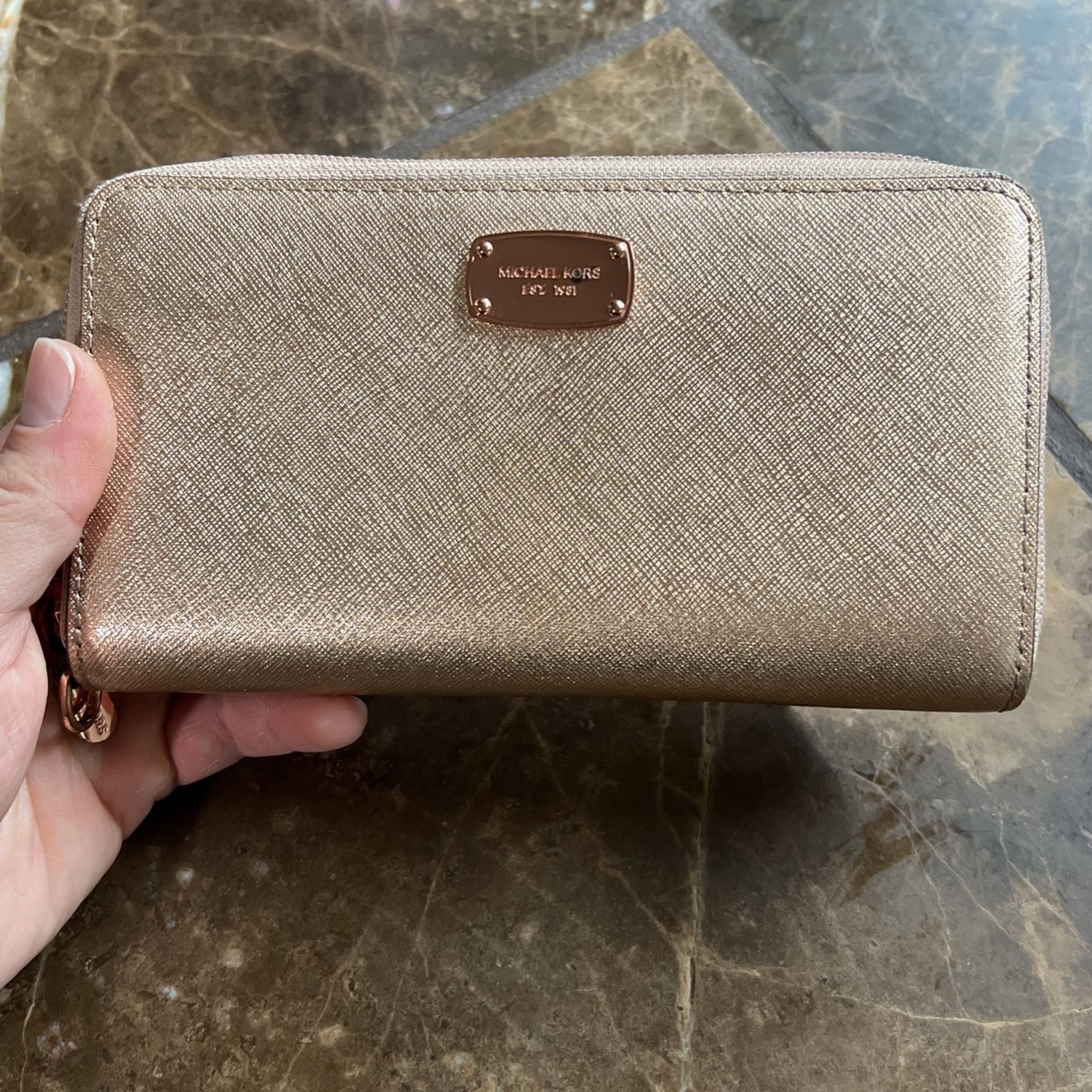 Michael Kors Rose Gold Wallet Michael Kors Rose Gold Wallet