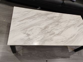 Living room table free