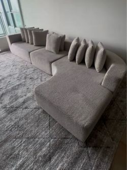 Sectional for sale ! Only a couple months old !