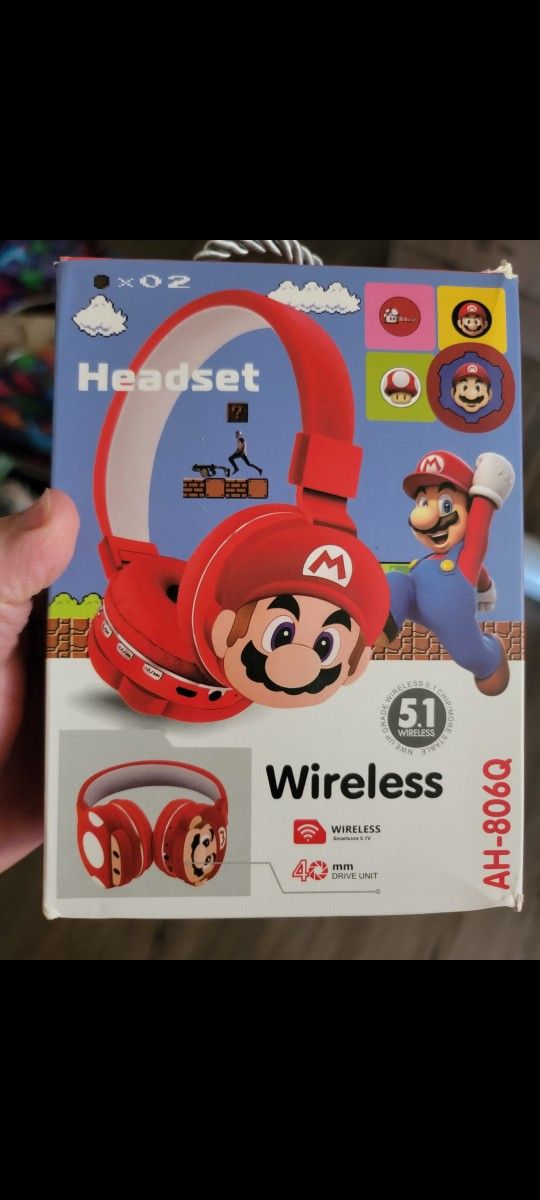 Super Mario Brothers Bluetooth Red Headsets Brand New