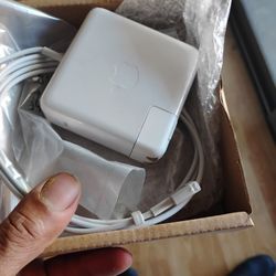 New MacBook Chargers$49 Ea Lancaster Tx Pickup
