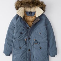 In Search Of A Abercrombie Ultra Parka In 2xl
