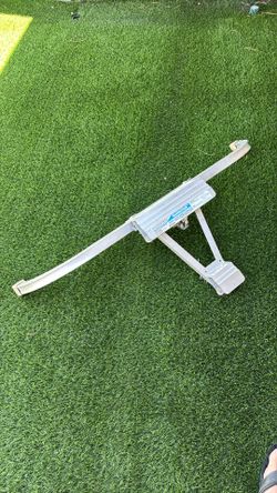Ladder stabilizer