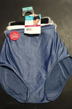 New! Radiant Vanity Fair Brand. Women's Size S/5. From Walmart 