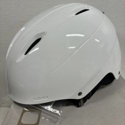 Giro ski helmet BEVEL WHITE ADULT LARGE. NEW