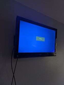 32" Seiki TV
