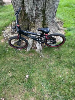 16” kids bike (training wheels included)