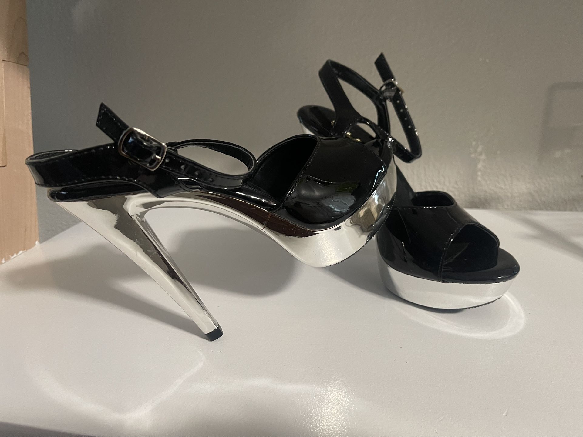 High Heels Shoes 