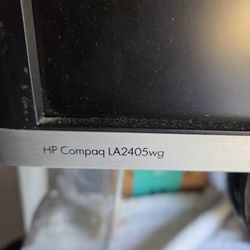HP LA2405wg Monitor Display 24 inch