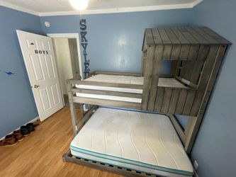 Kids Treehouse Bunk Bed with Trundle