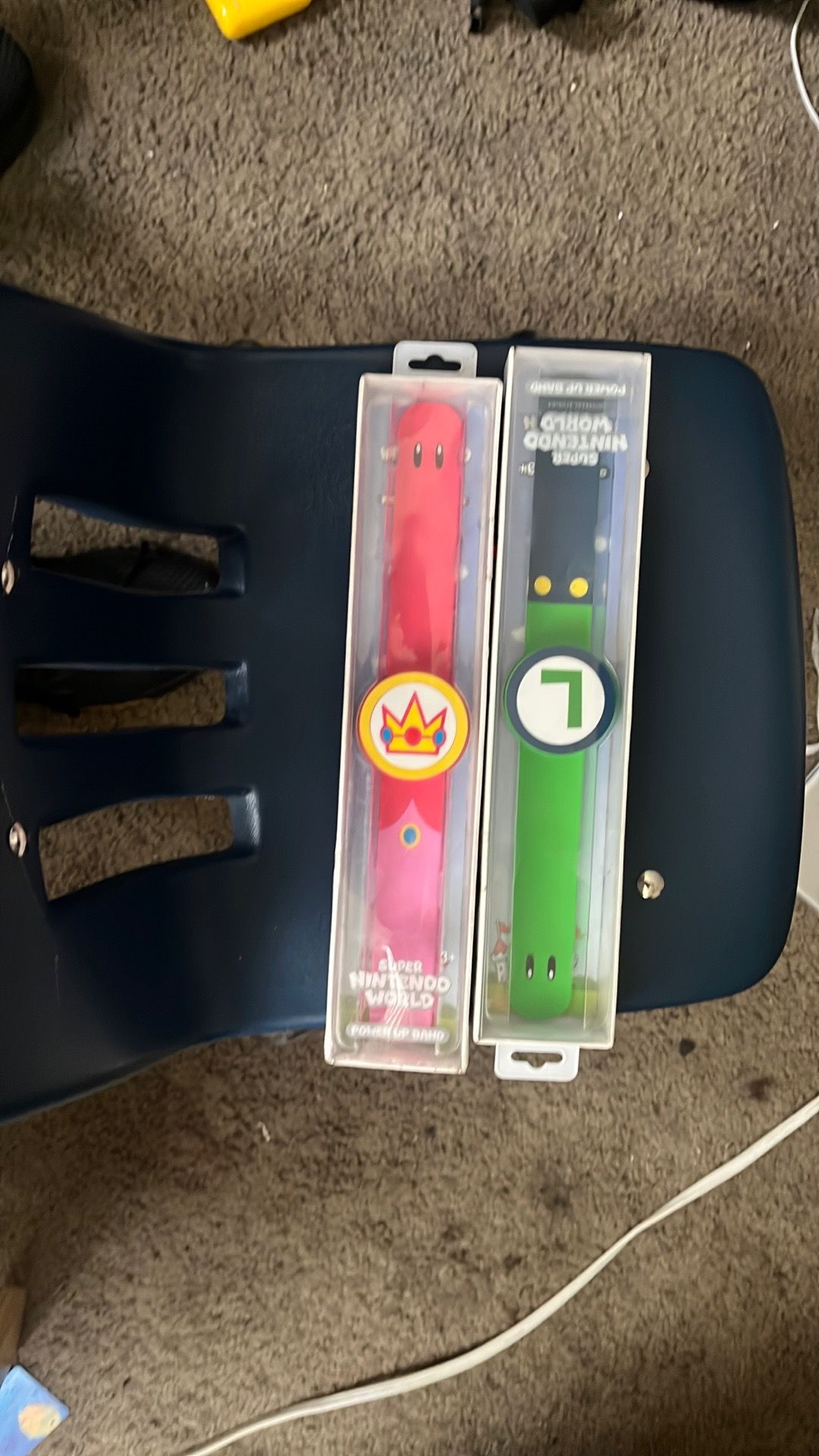 Power up band Super Mario