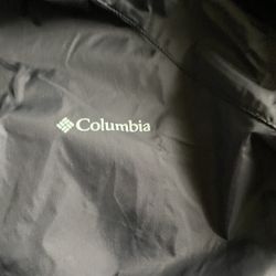 A Woman’s 2X Columbia Sportswear Rain Jacket
