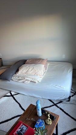 Mattress queen free
