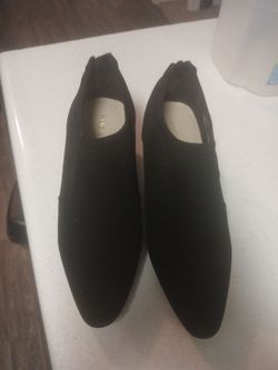 Class dress shoes