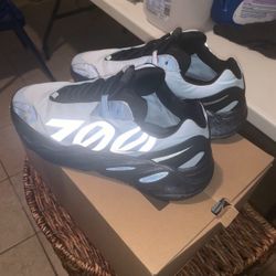 Yeezy 700