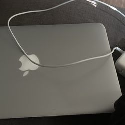 MacBook