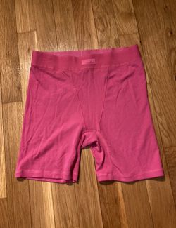 LIMITED EDITION SKIMS Size Medium HOT PINK RIBBED SHORTS Rib Kim K Boxer  for Sale in Scarsdale, NY - OfferUp