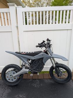 Read Description 2025 ETM Rtr Not Lite