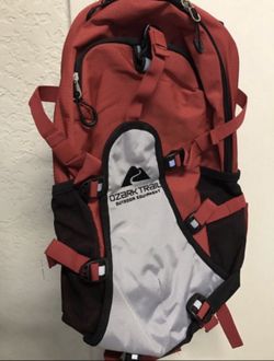 Ozark Trail BackPack 19L